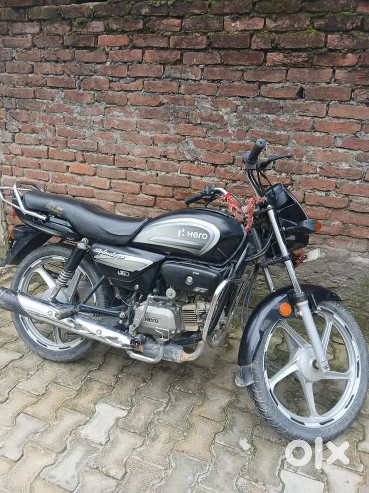 New condition and 2021 model 30000 chale hai bus