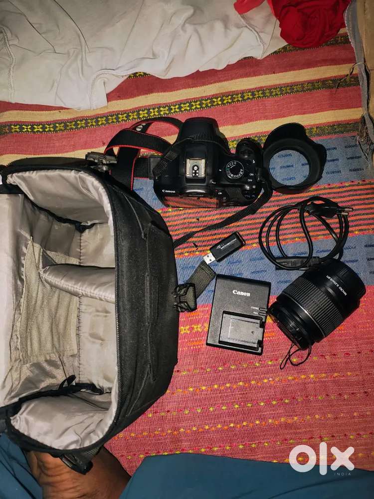 DSLR Canon 1200D