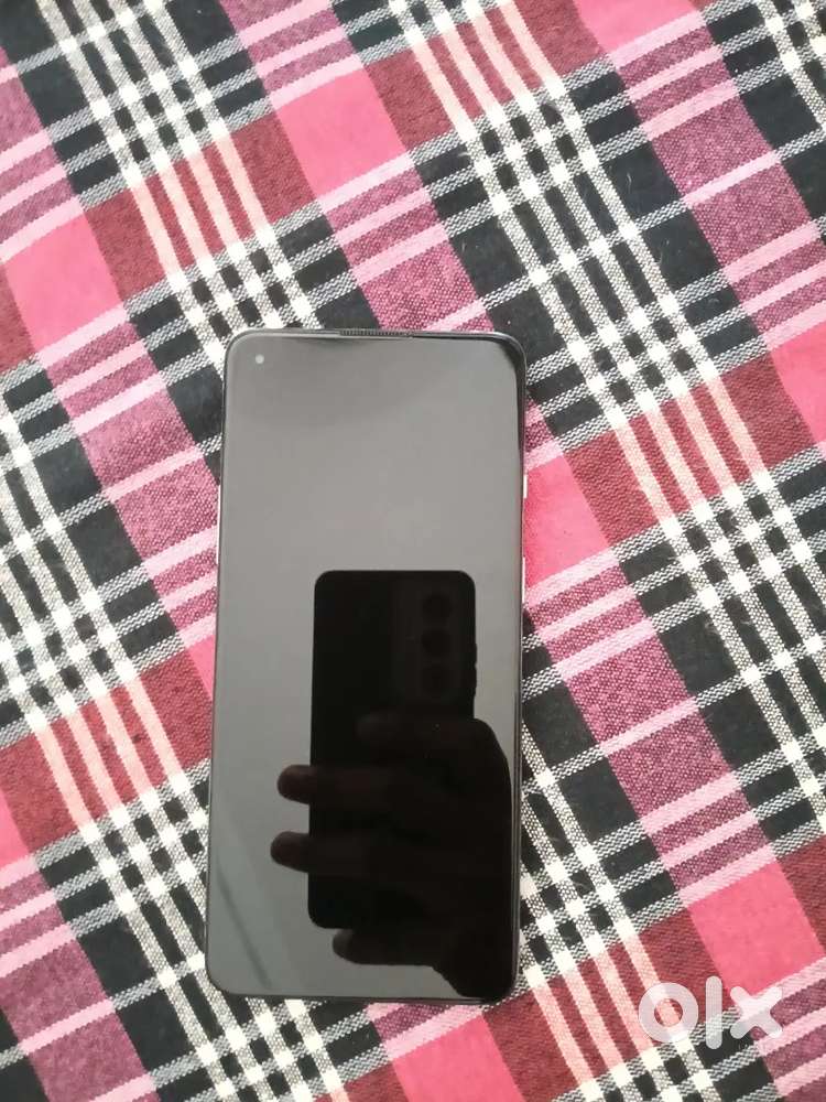 OnePlus 8t    Display fingerprint print.  ( 8. 128 ). Fresh phone h