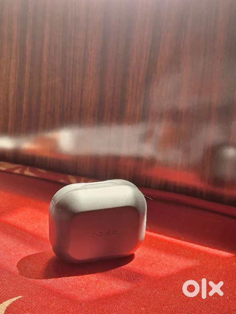 NOISE AIRPODS