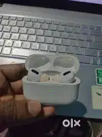 Airpods pro (1st gen)
