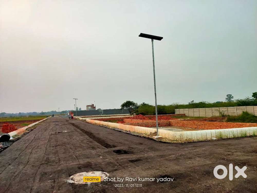 Amar shahid path road lulu mall medanta hospital se najdeek plot