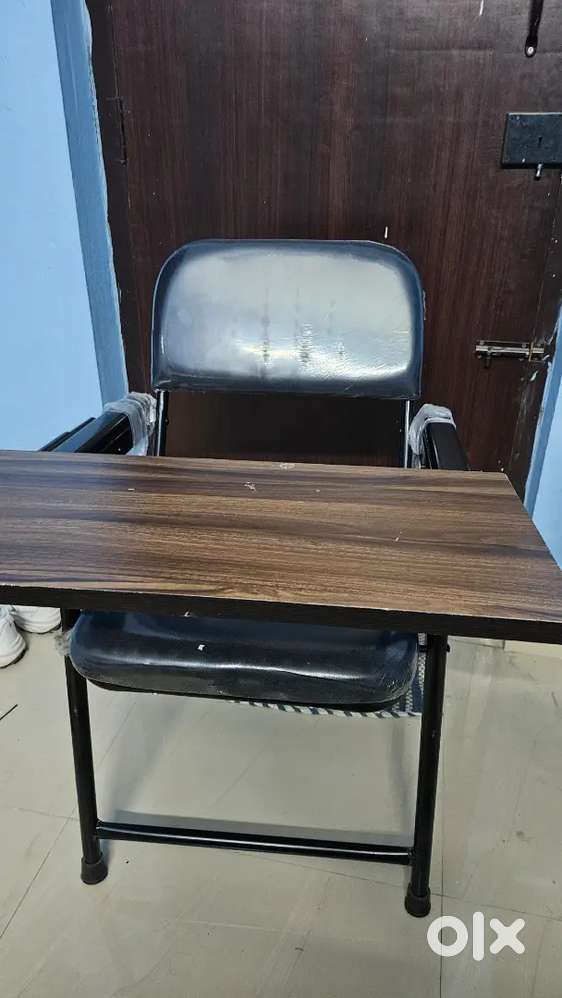 CELL BELL Study chair. Perfect condition.