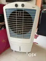 Cooler 70 ltr. We are moving another city.