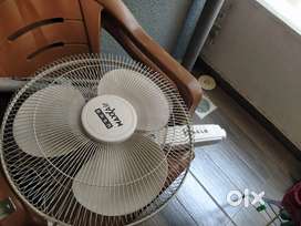 Table stand Fan
