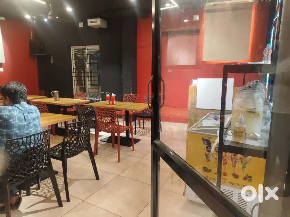 Restaurant caffe for rent or sell