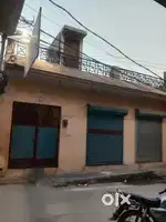 House for sale with shop