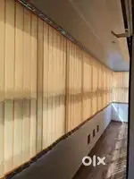 Window blinds & curtains