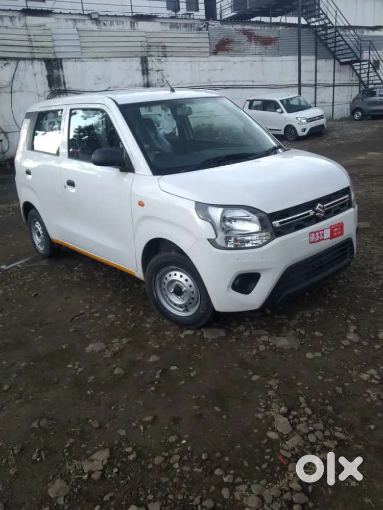 ड्रायव्हर पाहिजे