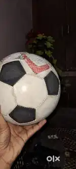 Chashme ka frame and football