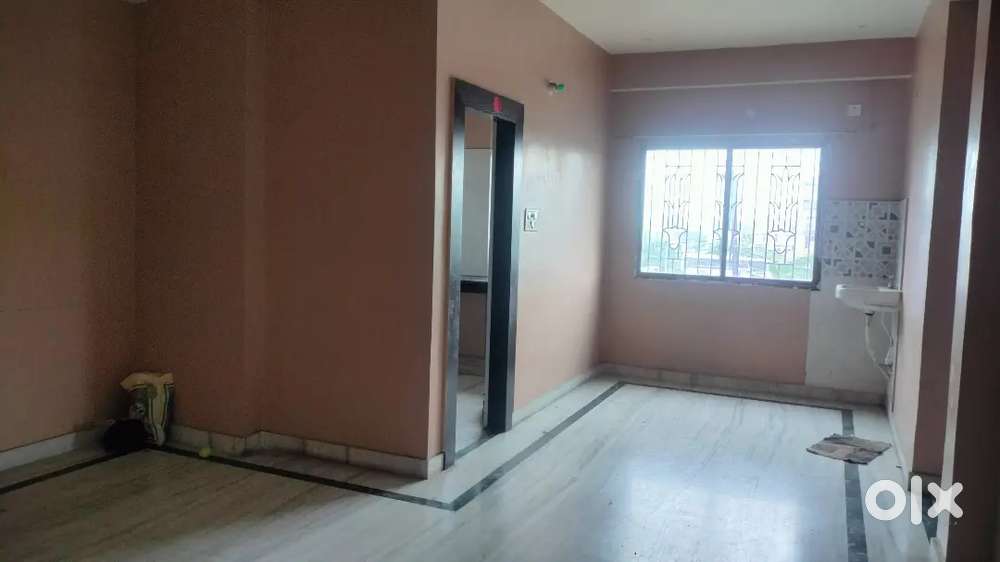 Best 2 bhk flat.clean area.