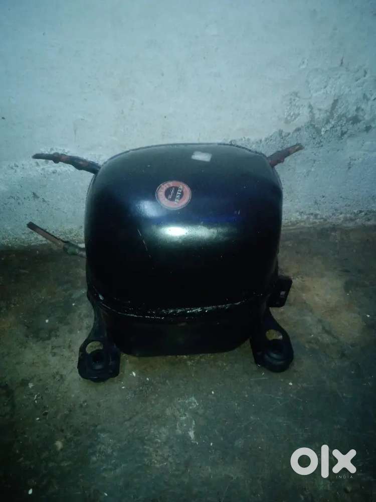Second hand Compressor chalu hai good condition