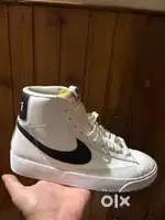 Nike blazer