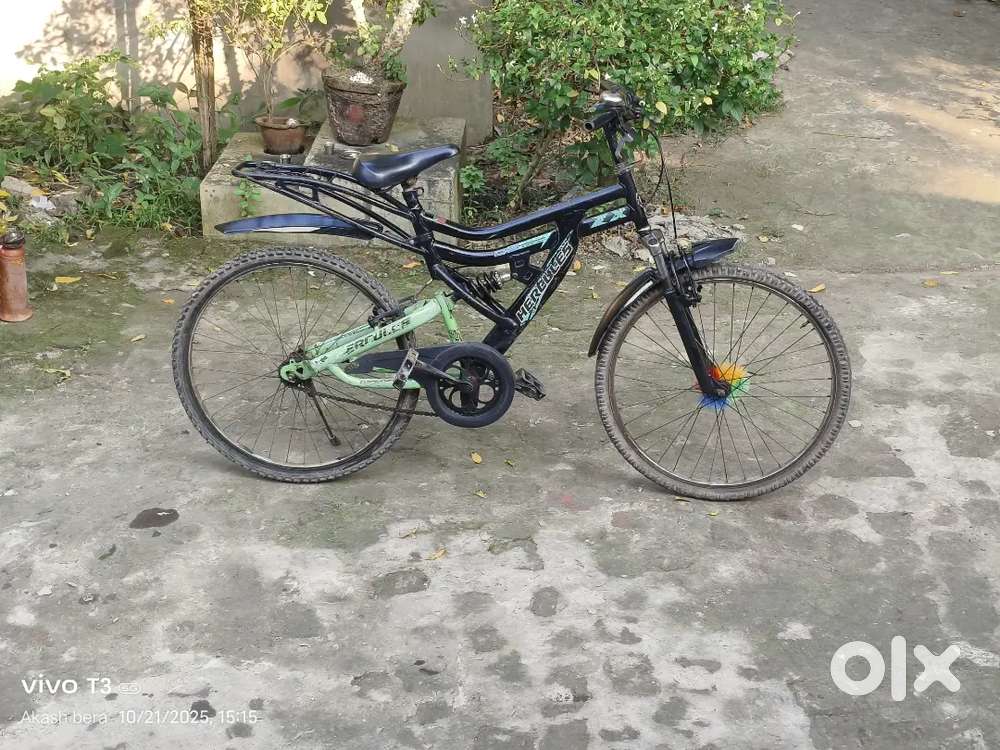 I buy new one so I sell price 2,500