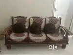 Living Room Sofa (3+2) With Teapoy
