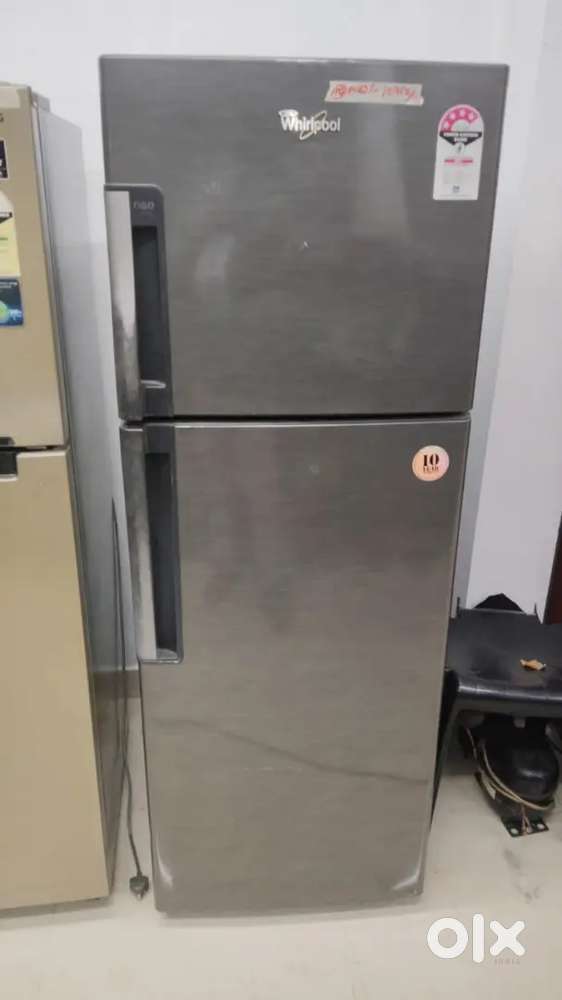 Second hand double door fridge available