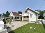 9സെൻ്റിൽ വാഴക്കുളം ടൗൺ അടുത്ത് പുതിയ വീട് പൂർത്തിയായി വരുന്നു