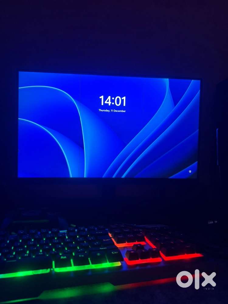 Samsung 22 inch monitor 2 line appears on screen but work perfectly