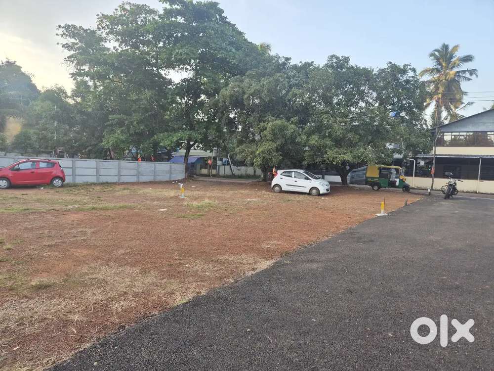6.5 cent plot for sale thrissur