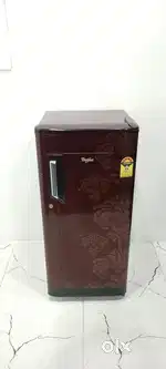 Whirlpool 5star rating maroon flower with inbuilt stabilizer Grab it