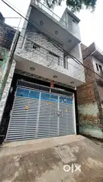 1 Room Set available for Rent