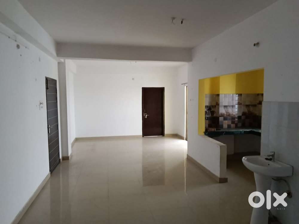 3bhk 2years old flat for sale at Hatigaon near little flower school