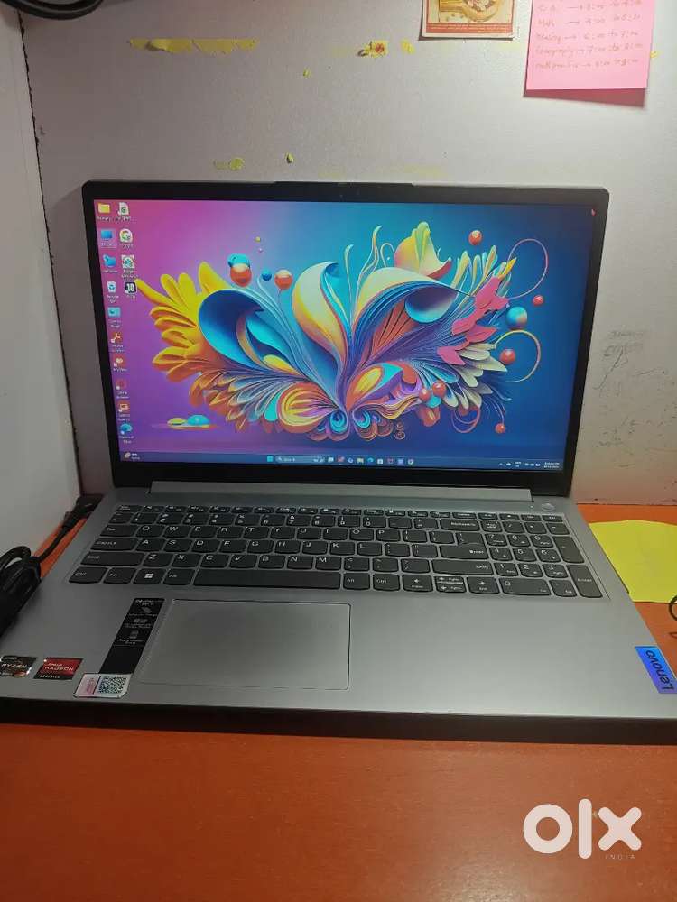 Lenovo IDEAPAD Slim 1