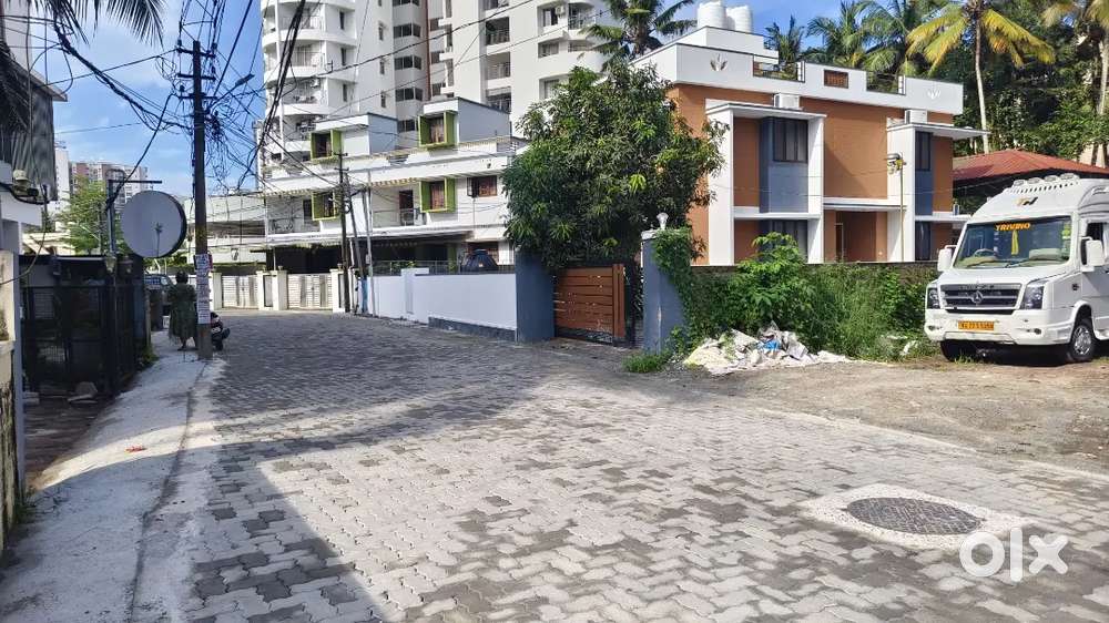 PRIME COMMERCIAL LAND NEAR 6 CENT INFOSYS ZAM ZAM HOTEL