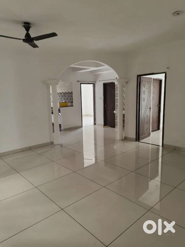 Room For Rent 3BHK Vega Circle