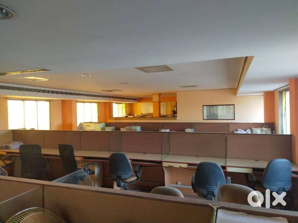 2100Sqft ,40 to 50 Work Station in Lakshmi Mills