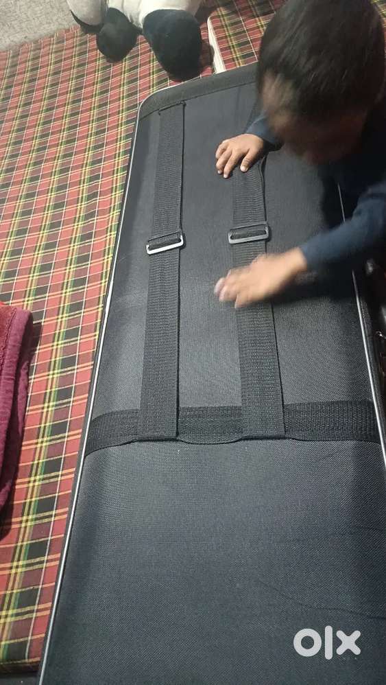 Rolend xps 30 New अटैची beg