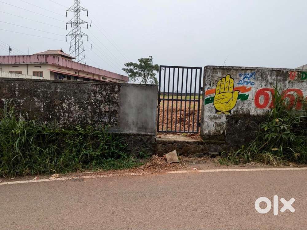 Prime Residential Plot in Kakkanad– Metro-Connected & Fully Walled