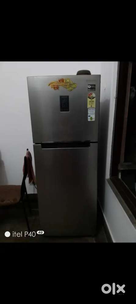 Samsung double door fridge.