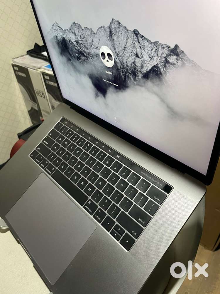 Macbook Pro, i7gen, 15inch, 2Tb