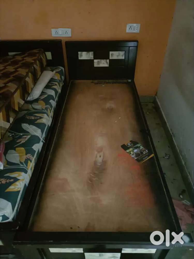 Single cot with bed