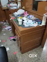 Drs clinic table