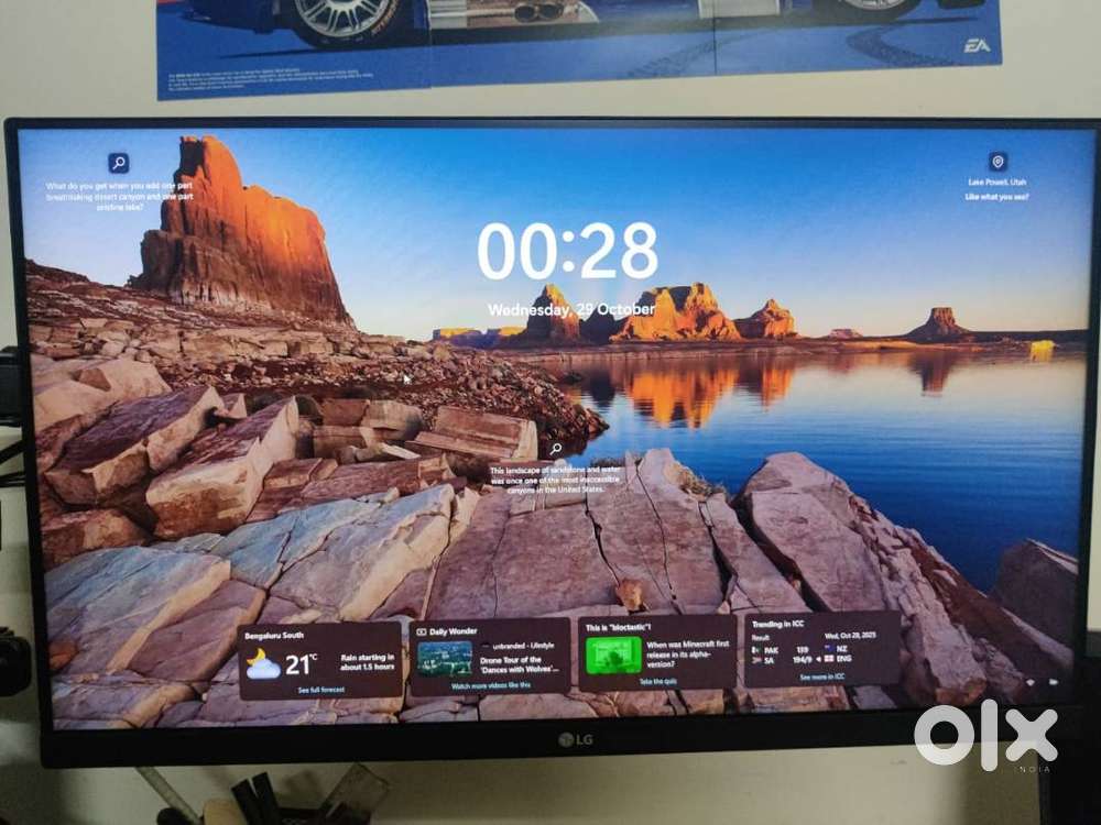 LG Monitor 24inch LCD with inbuilt speaker