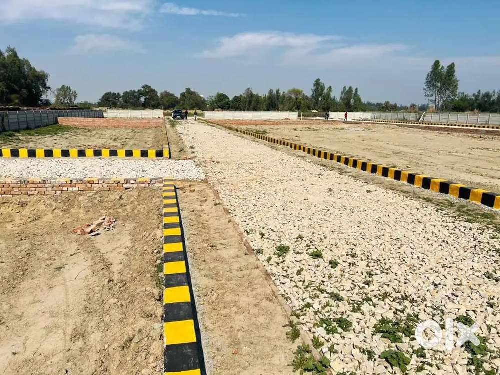 लखनऊ में पुलिस हेडक्वार्टर इकाना स्टेडियम से 2km पर जामीन फॉर्म हाऊस