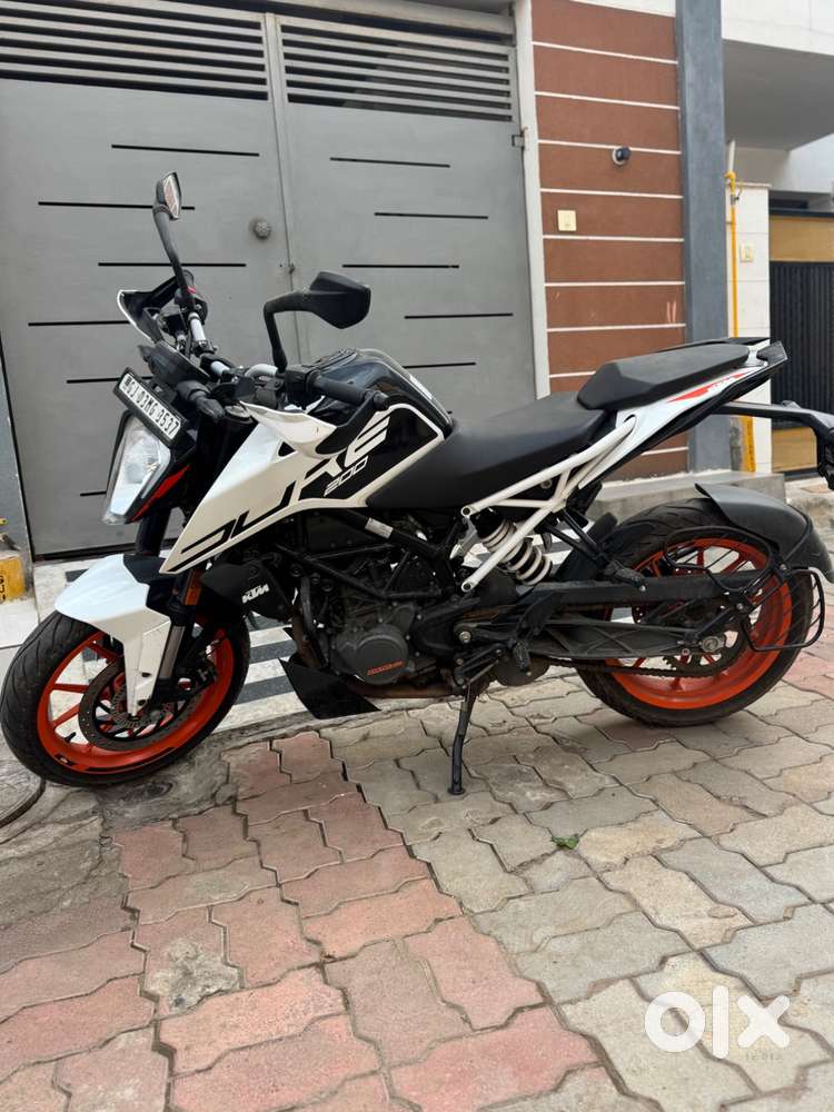 ktm duke 200 cc
