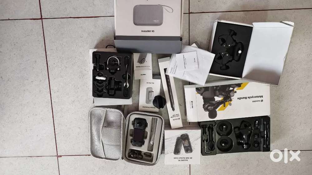 Insta 360 X5 360 Action Camera with Extreme Pro Bundle,