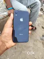 i phone XR 64