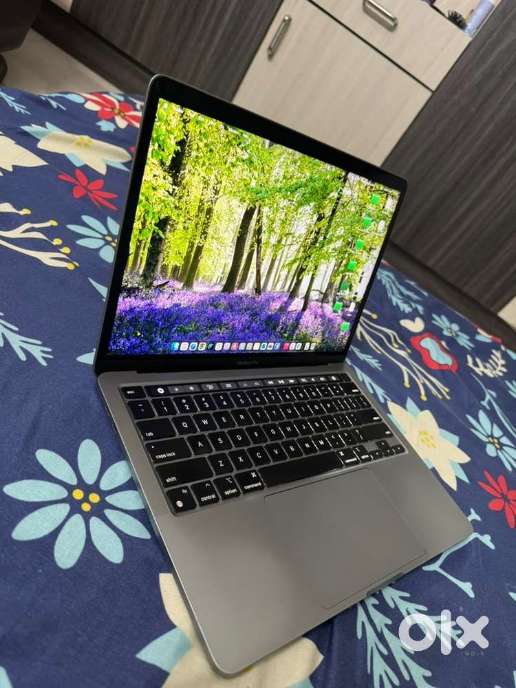 Macbook Pro M1 8gb/512gb in excellent condition