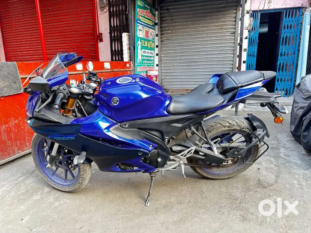 R15 V4 Excellent Condition
