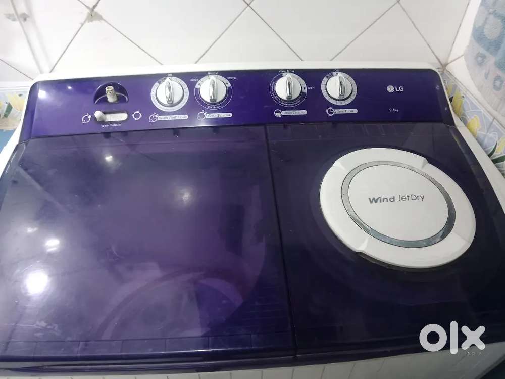 LG 9.5 kg, semi- automatic washing machine ,great condition,