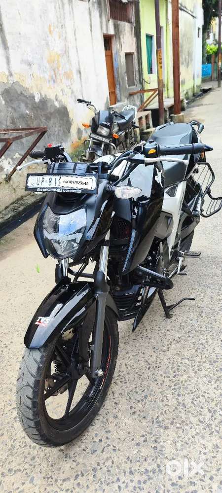 Apache Rtr 160 4v bs6 Abs disc first onwer new showroom condition Up81