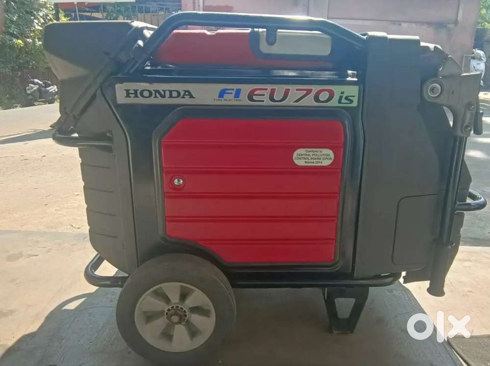 Honda Eu70is Generator less use Rs 165000