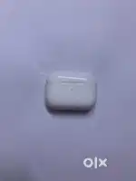 Airpods pro first gen with charging case and left earbuds