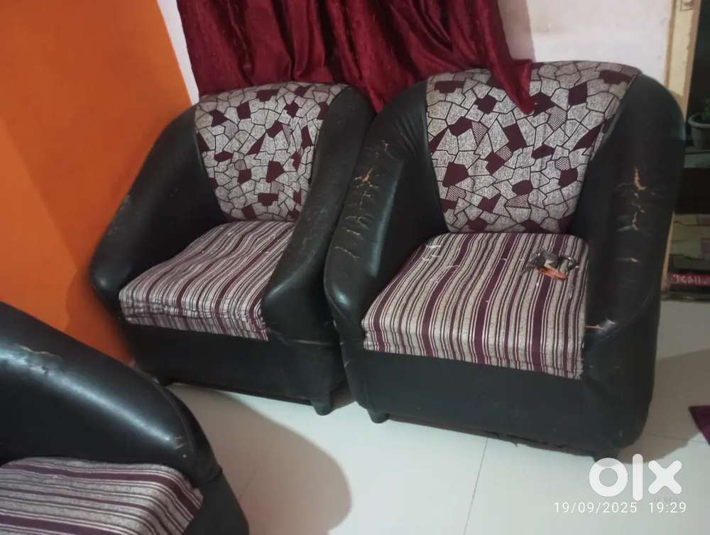 Sofa & Two khurchi