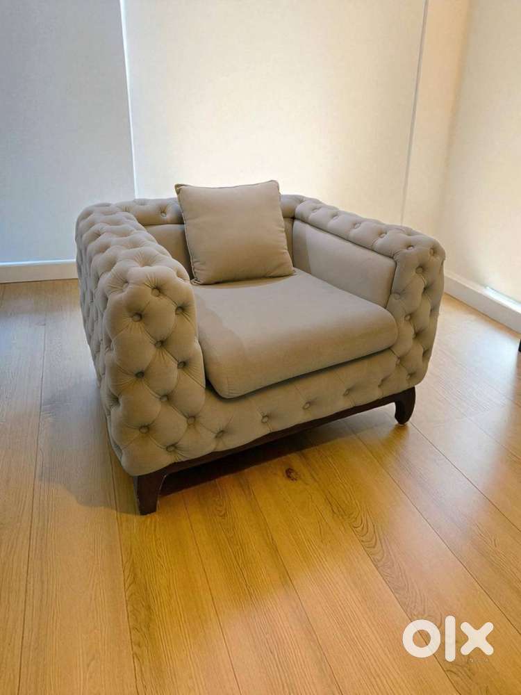 Velvet Buttoned 1 Seater Sofa