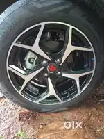 Alloy wheels with tyres Glanza/Baleno